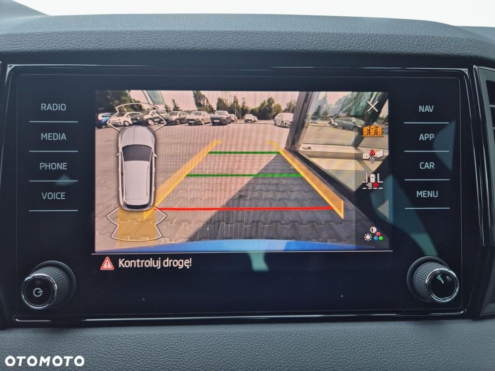 Skoda Karoq 1.5 TSI ACT Sportline DSG - 25