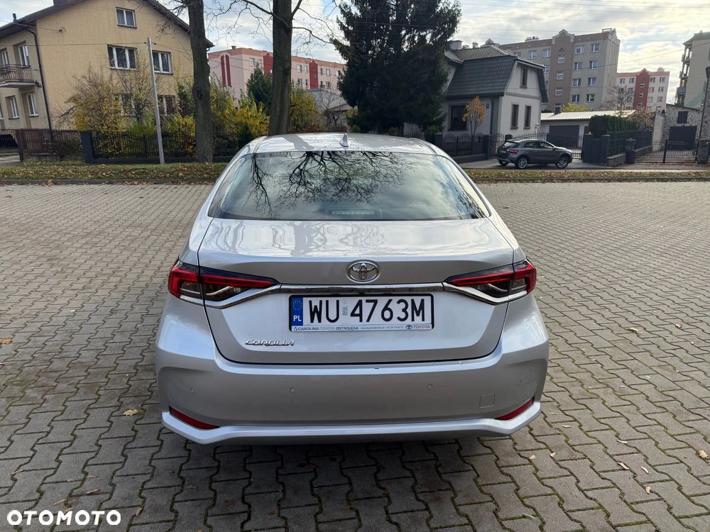 Toyota Corolla 1.6 Comfort - 6