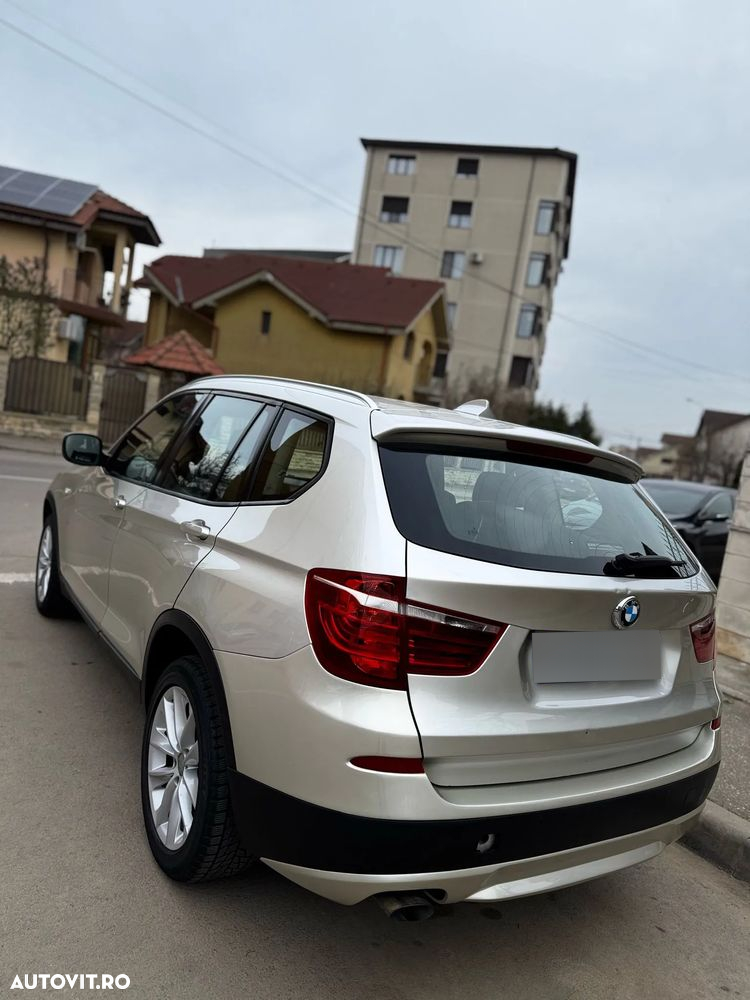 BMW X3 xDrive20d Aut. - 9