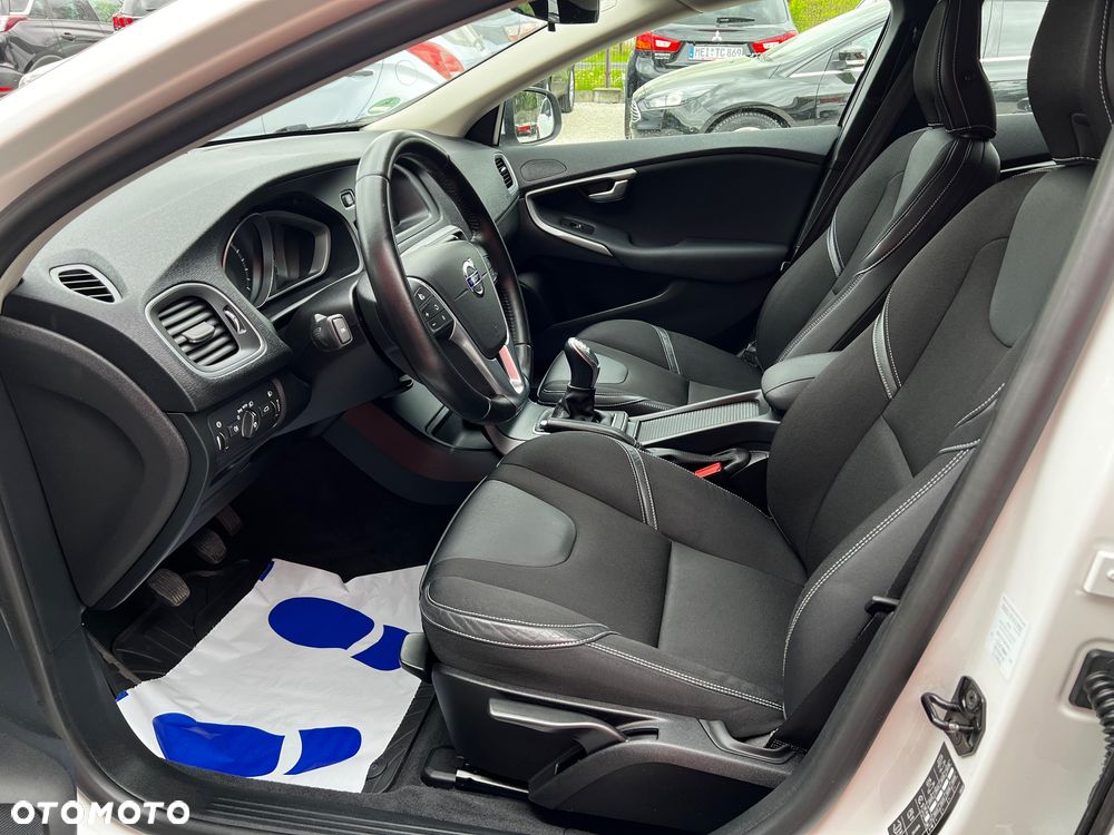 Volvo V40 T3 - 5