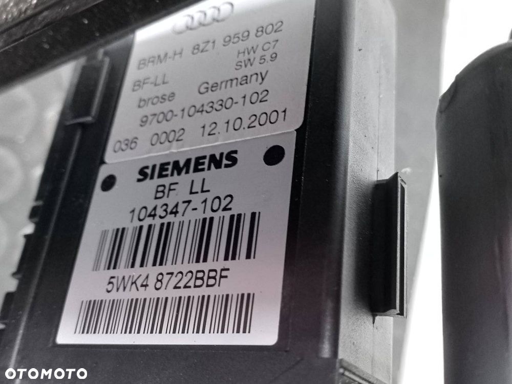 PODNOŚNIK SZYBY PRAWY PRZÓD Z STELAŻEM AUDI A2 8Z0837754A  8Z1959802 - 3