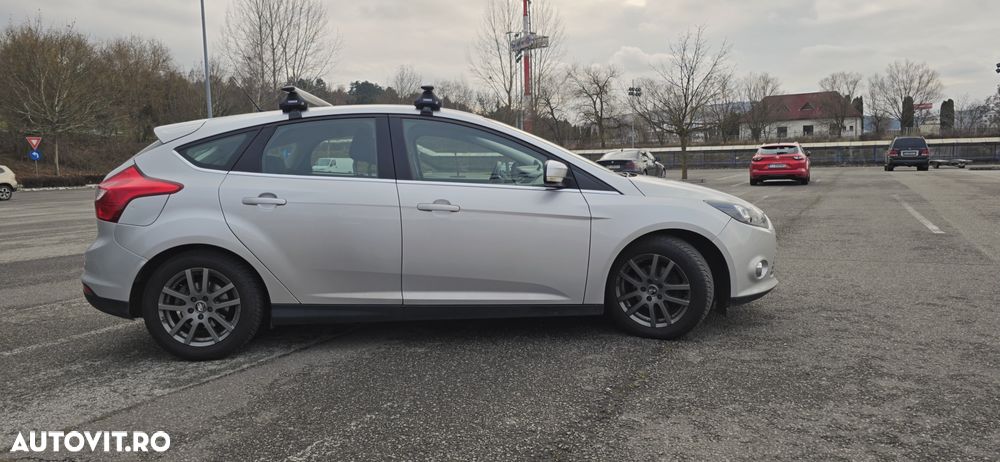 Ford Focus 1.6 TDCI DPF Titanium - 19