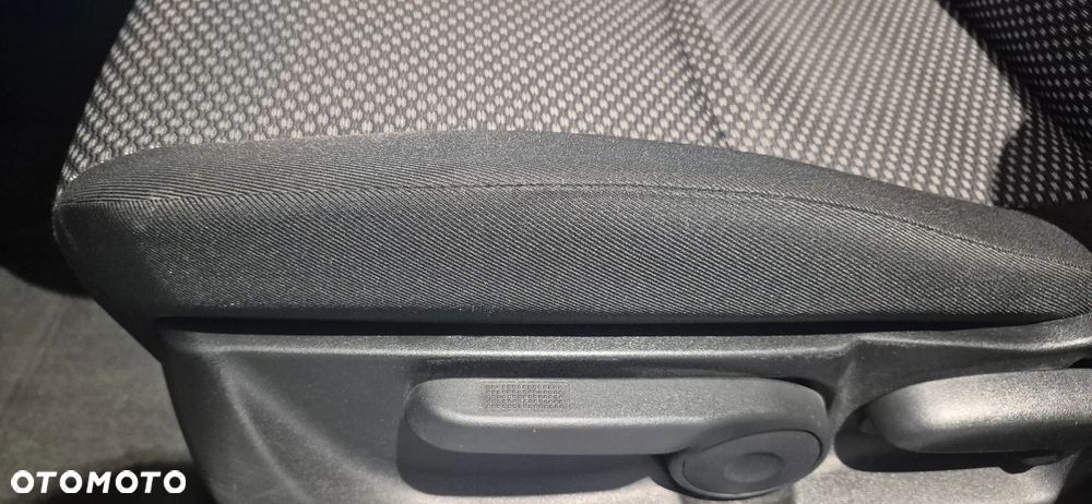 Suzuki Vitara 1.4 Boosterjet Hybrid Club - 12