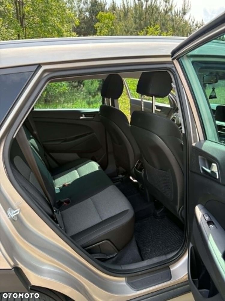 Hyundai Tucson 1.6 GDi Comfort 2WD - 10