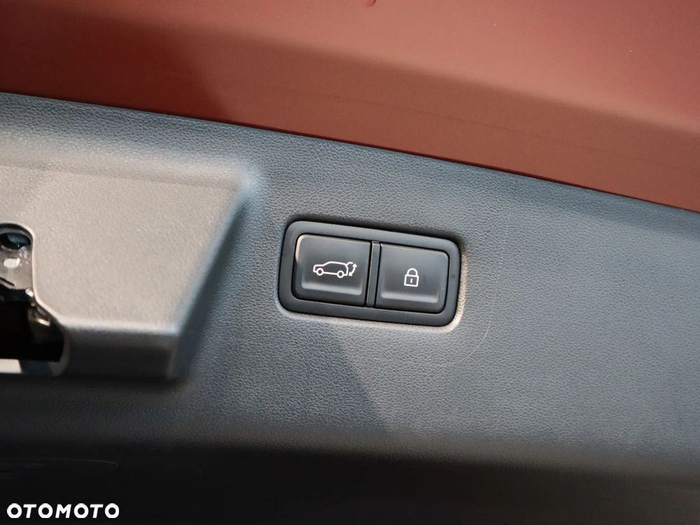 Hyundai Santa Fe 1.6 T-GDI HEV Calligraphy 4WD 6os - 34