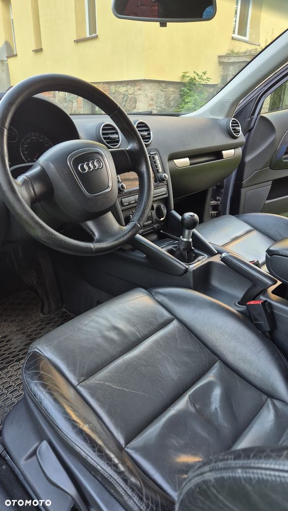 Audi A3 3-drzwiowe 2.0 TDI Ambition - 23