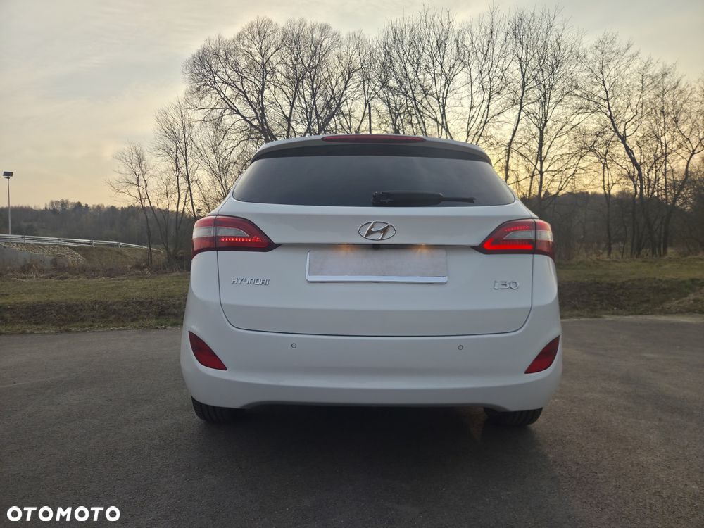 Hyundai i30 1.6 CRDI DCT Premium - 7