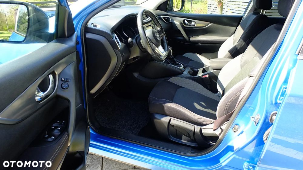 Nissan Qashqai 1.2 DIG-T N-Connecta Xtronic EU6 - 6