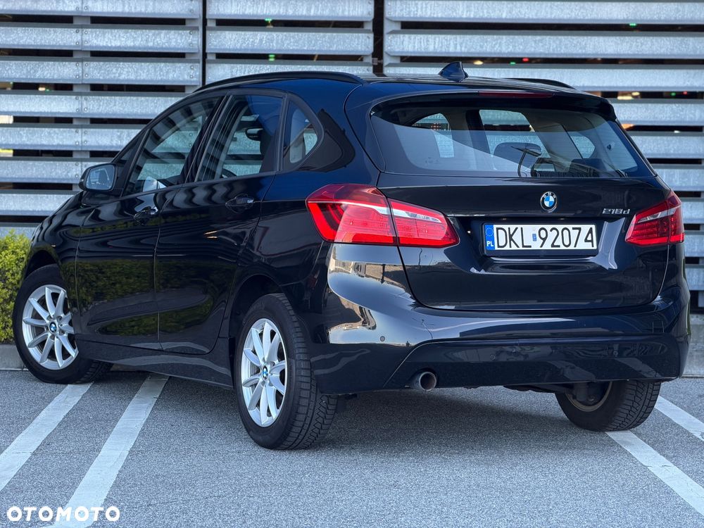 BMW Seria 2 218d Sport Line - 4