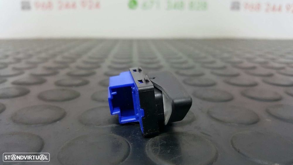 CONTROLE DE BLOQUEIO DE PORTA VOLKSWAGEN GOLF VI (5K1) ADVANCE - 8