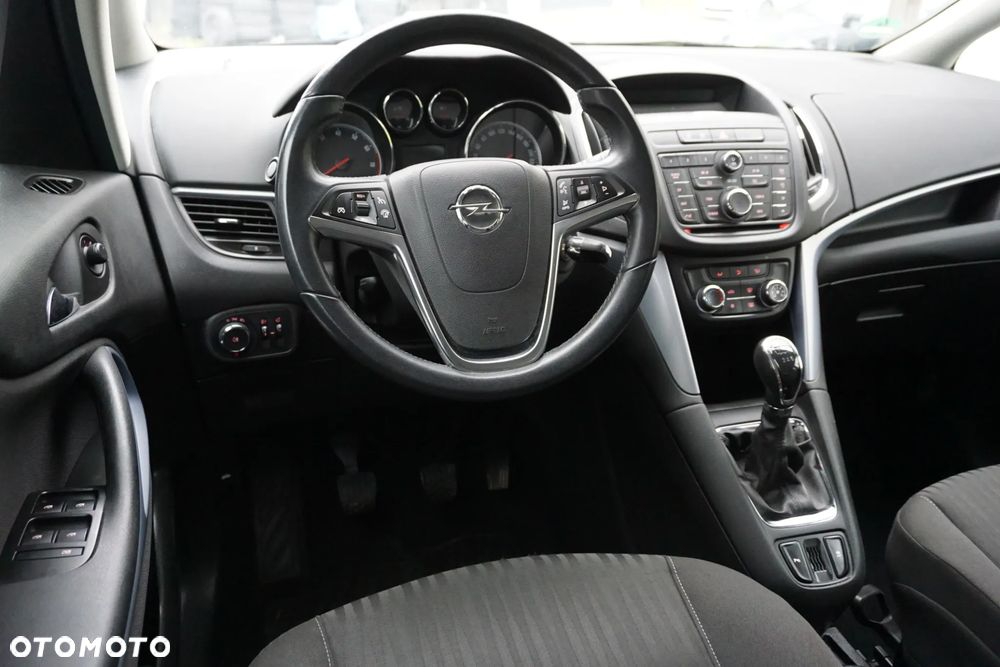 Opel Zafira 1.4 T Enjoy - 11