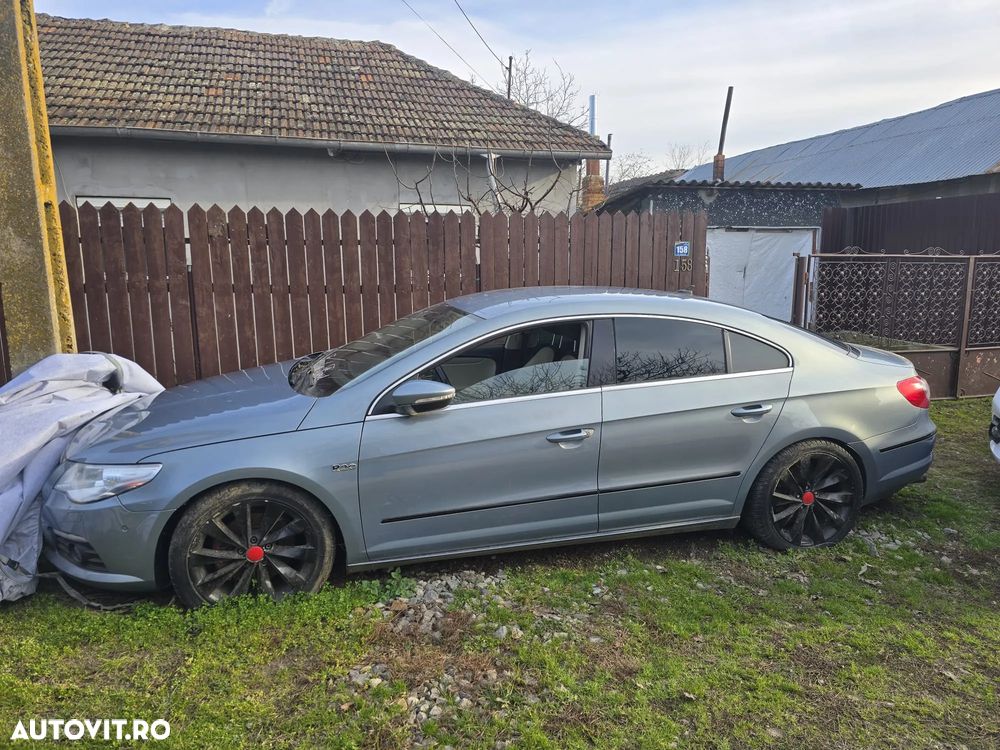 Volkswagen Passat CC - 1