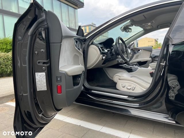 Audi A7 Sportback - 16