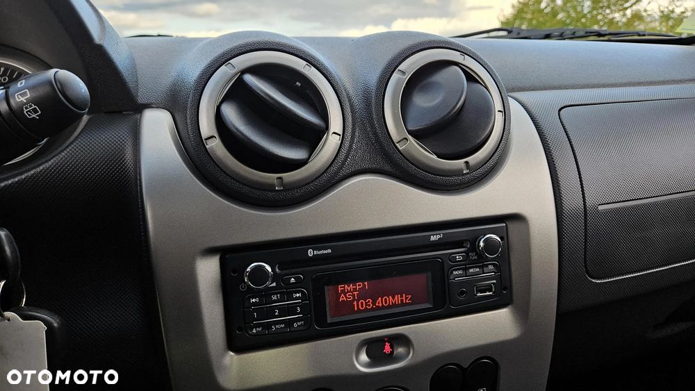 Dacia Duster 1.6 SCe Comfort - 29