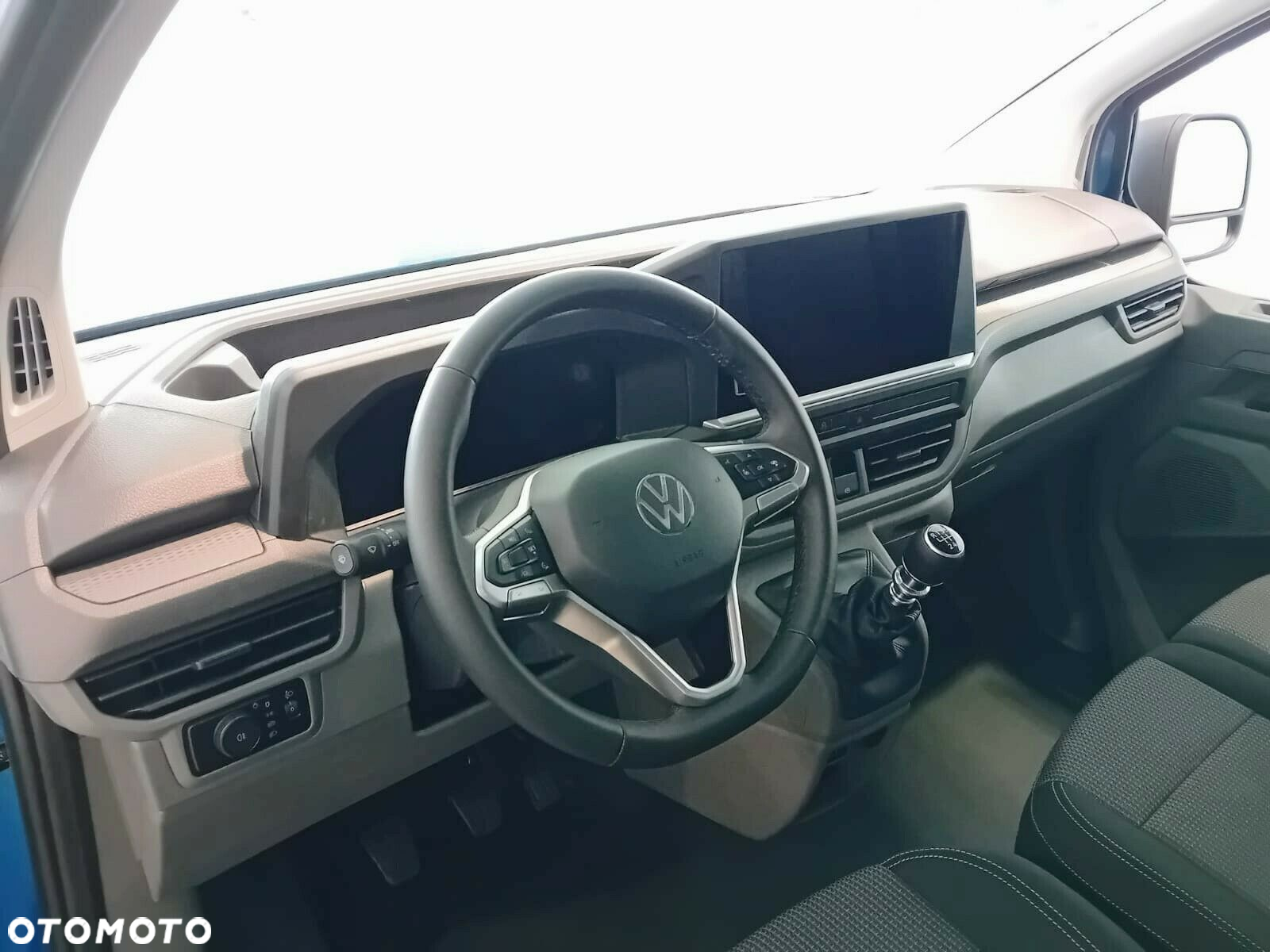 Volkswagen Transporter - 8