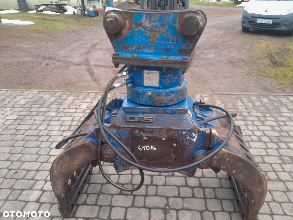 Chwytak chydrauliczny obrotowy sortujący wyburzeniowy kleszcze Mc Quaid 640kg, 2016r.