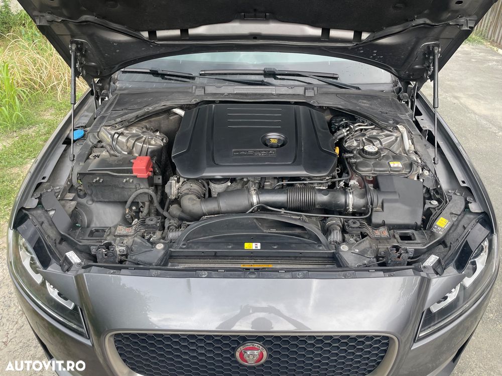 Jaguar XF 20d Aut. R-Sport - 39