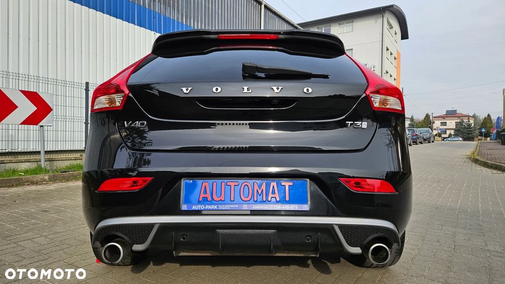 Volvo V40 T3 Drive-E R-Design Momentum - 13