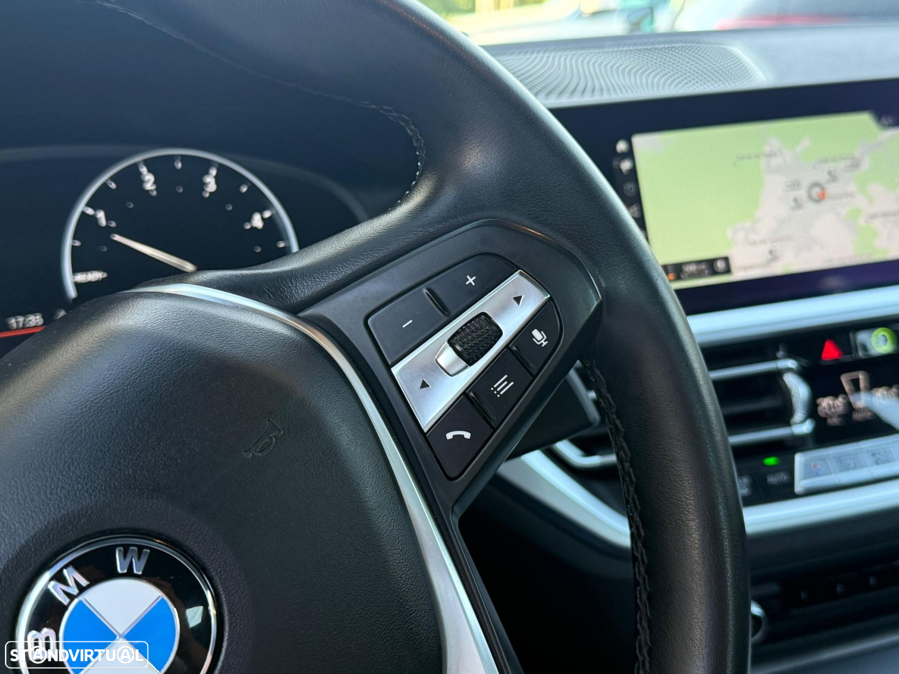 BMW 318 d Line Sport - 16