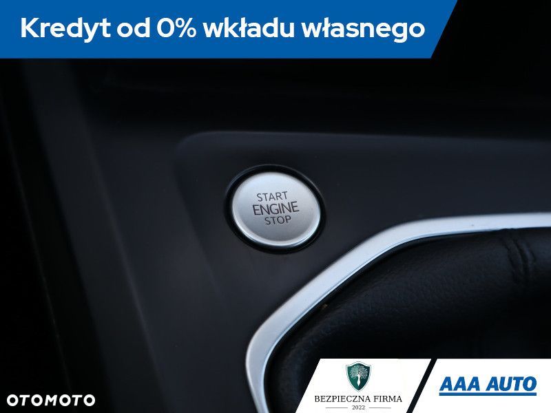 Volkswagen Golf Variant - 14