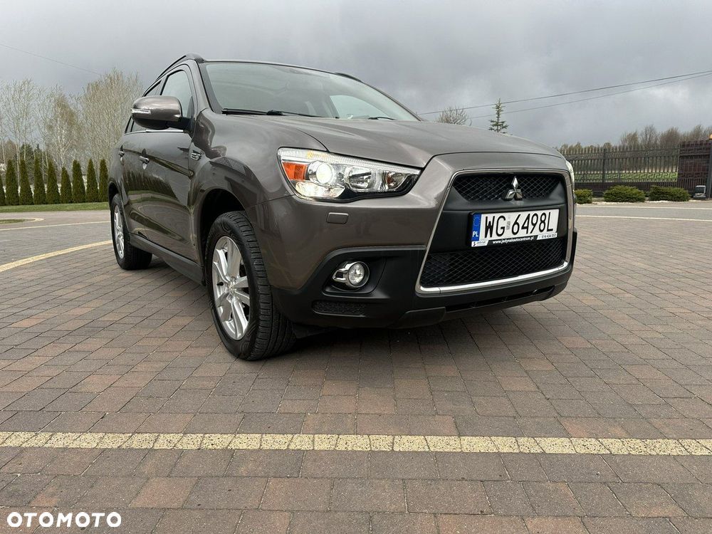 Mitsubishi ASX - 5