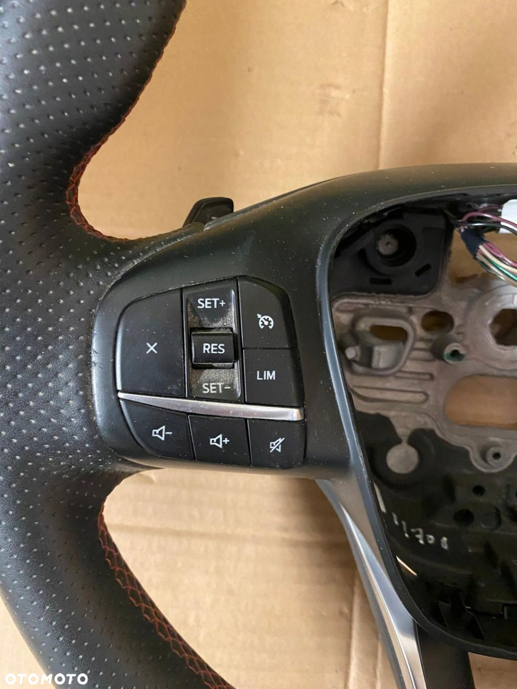 KIEROWNICA FORD KUGA MK3 - 2