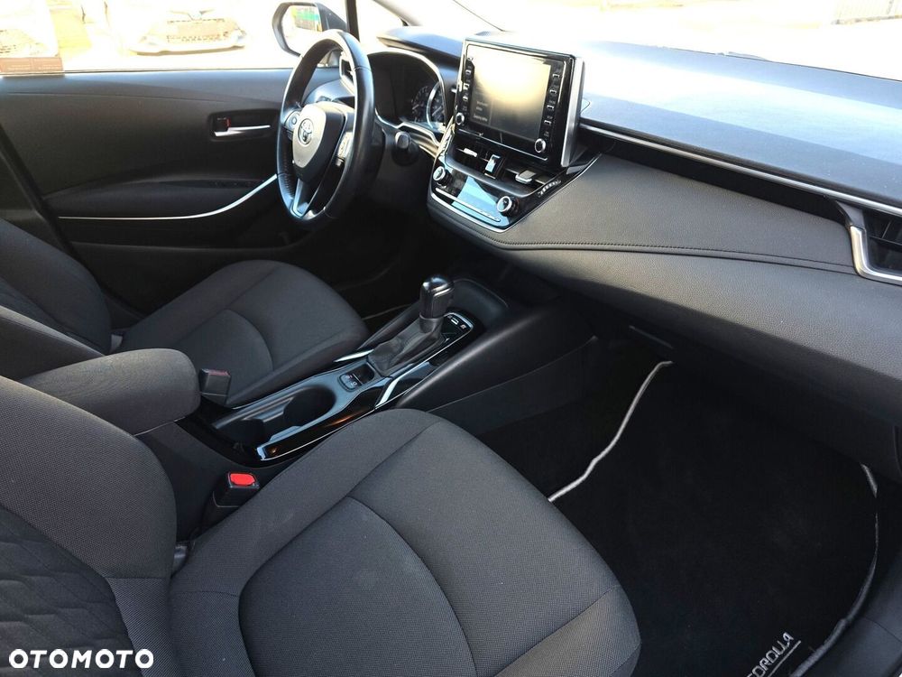 Toyota Corolla 1.8 Hybrid Comfort - 16