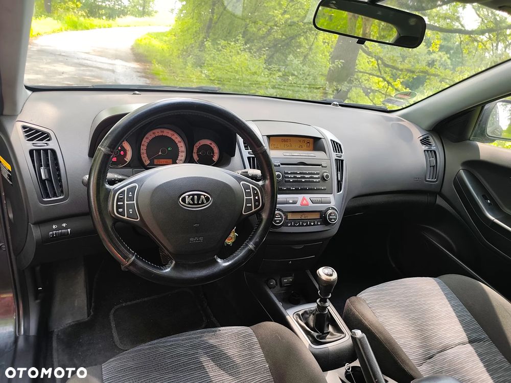 Kia ProCeed 1.6 Crdi Comfort + - 5