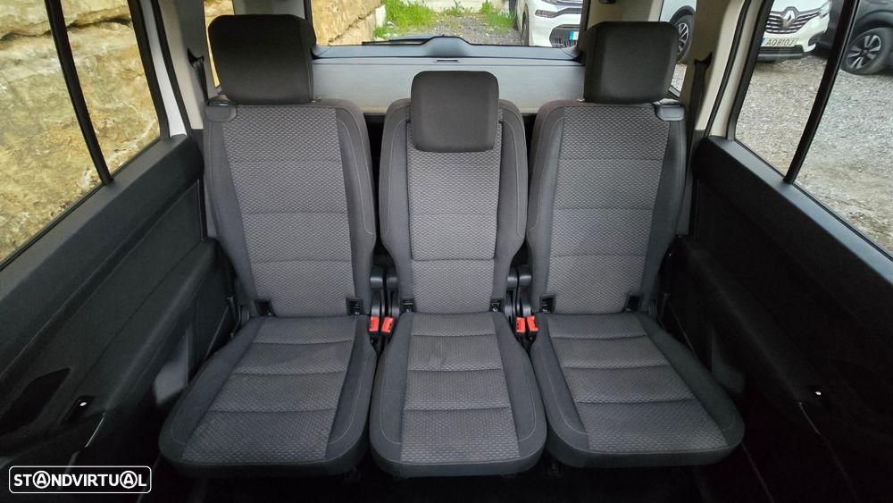 VW Touran 1.6 TDI Confortline - 30