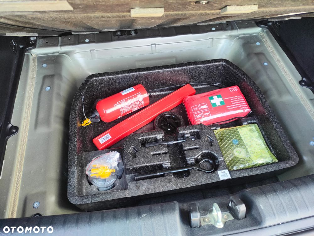 Kia Niro 1.6 GDI Hybrid L - 18