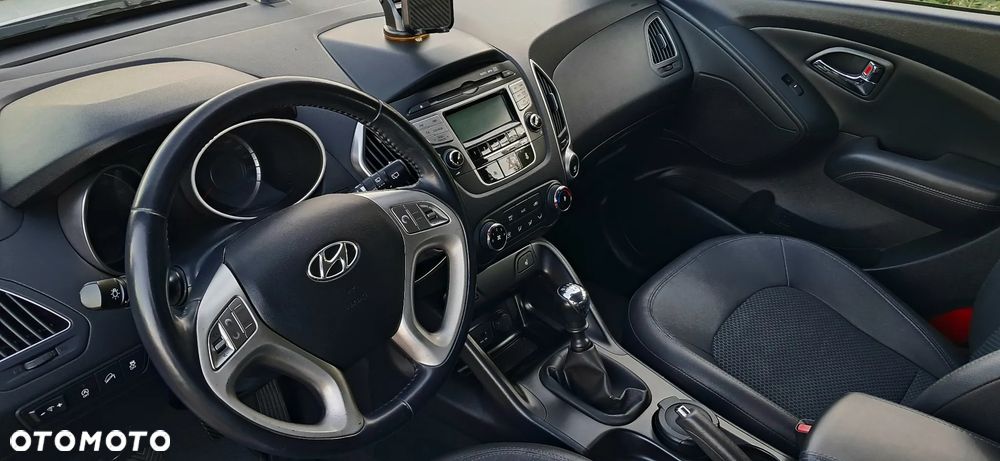 Hyundai ix35 1.6 2WD blue Comfort - 11