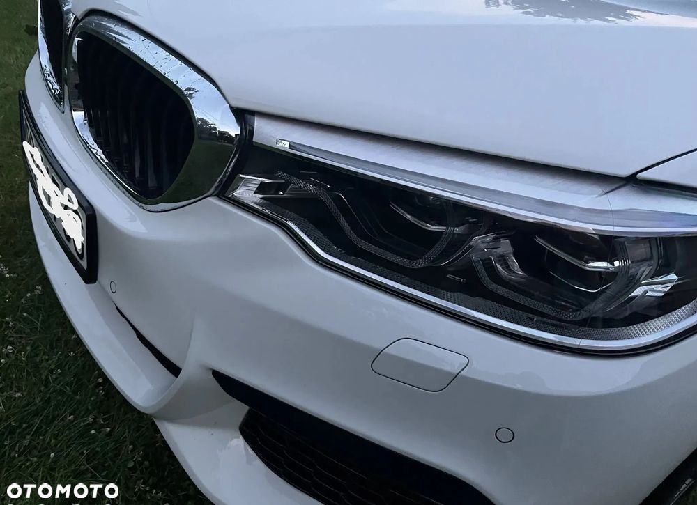 BMW Seria 5 520d xDrive M Sport sport - 2
