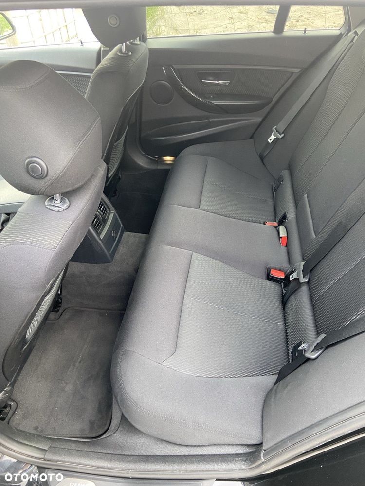 BMW Seria 3 316d Luxury Line - 14
