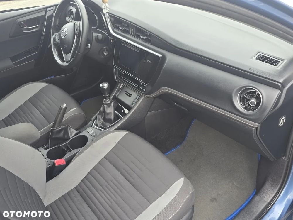 Toyota Auris 1.2 Turbo Comfort - 10