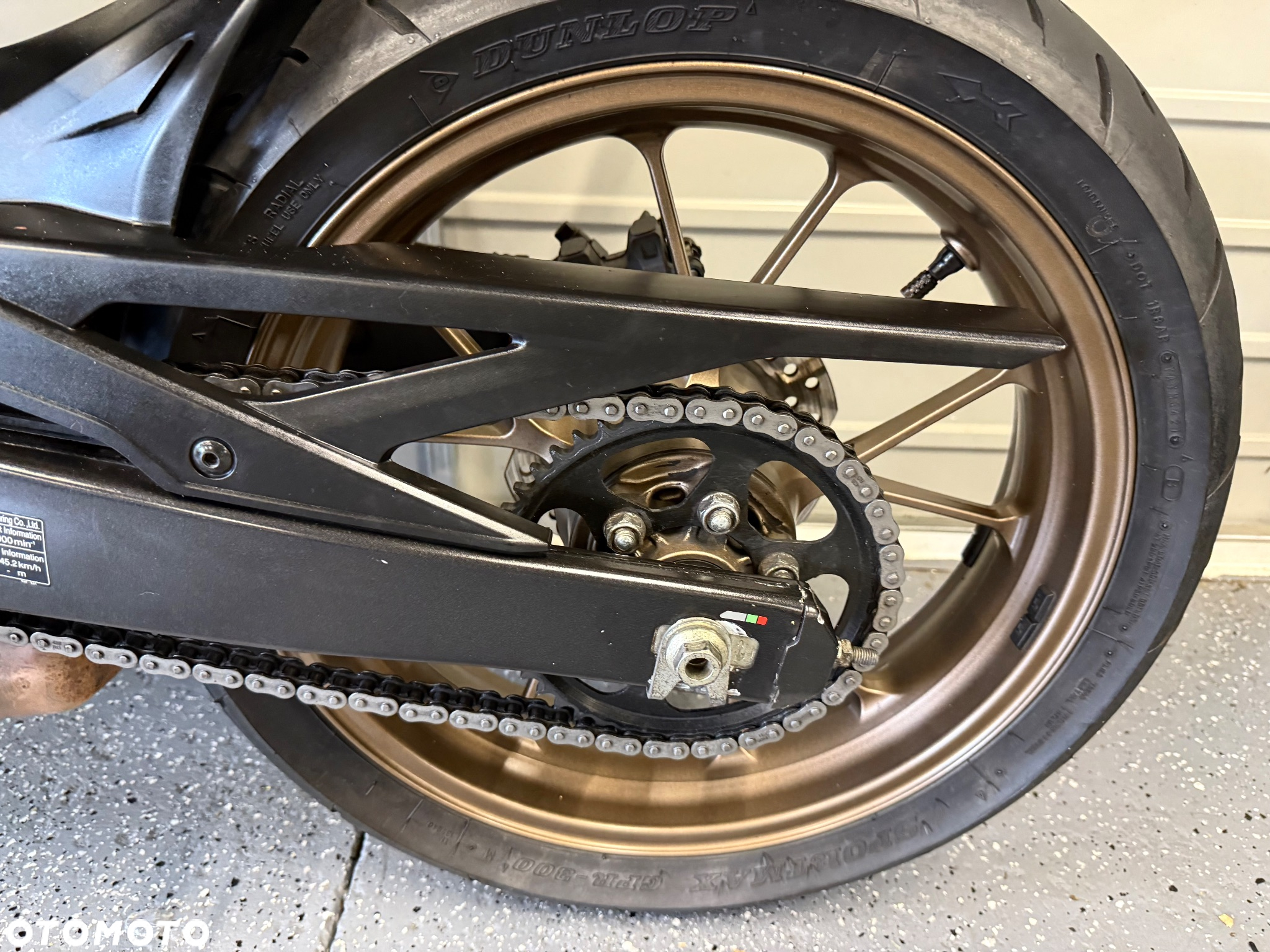 Honda CB - 10