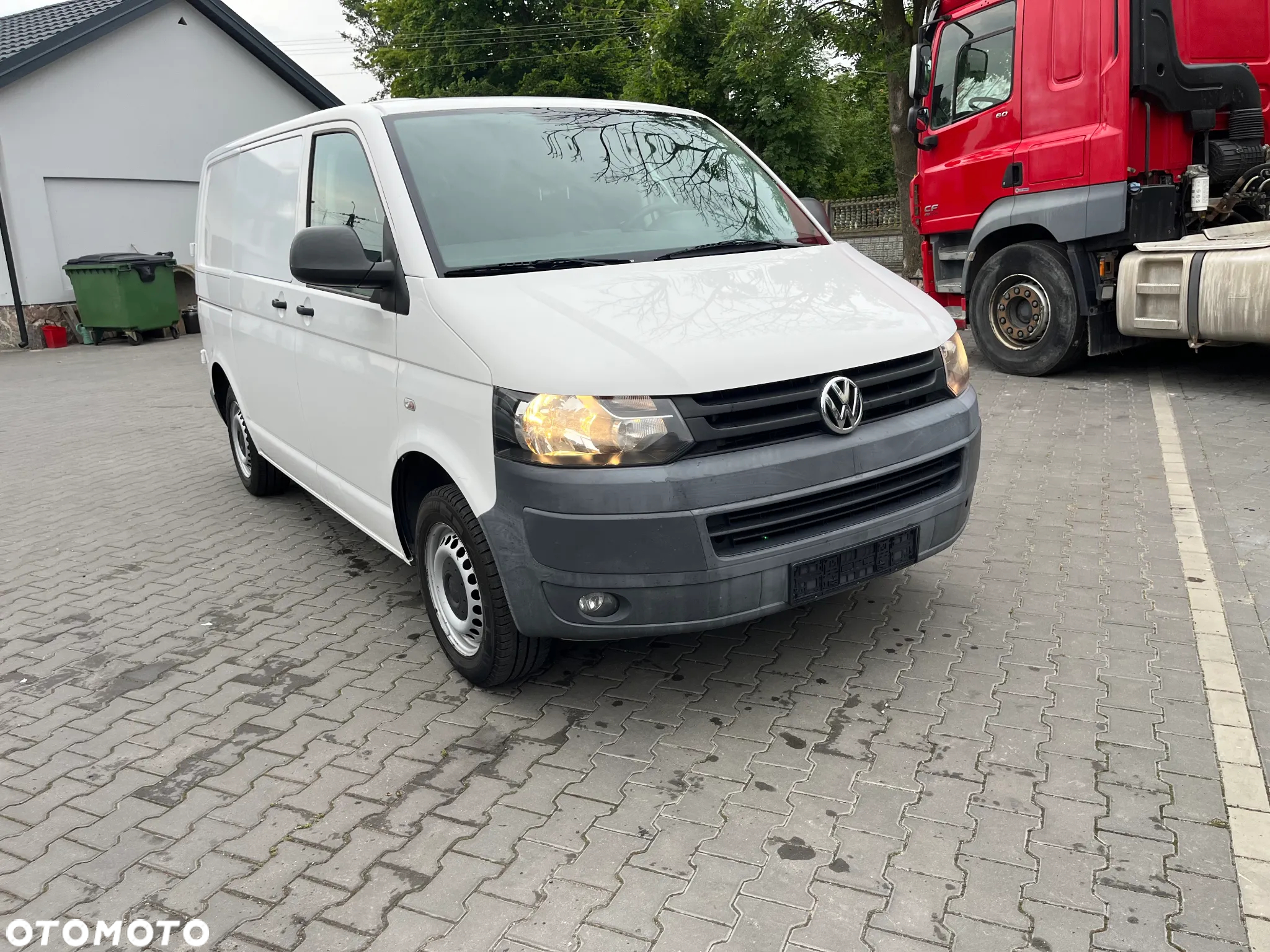 Volkswagen Transporter - 2