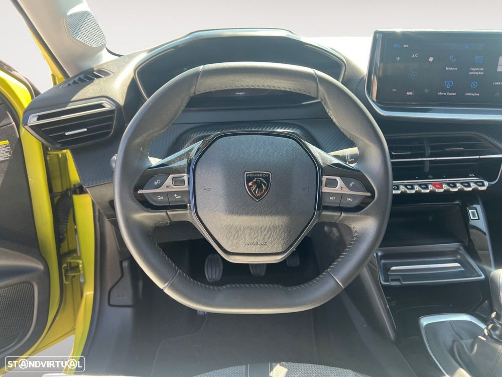 Peugeot 208 1.2 PureTech Allure - 12