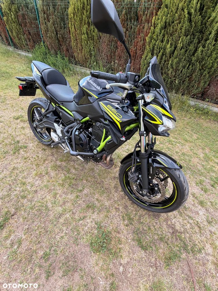 Kawasaki Z 650 - 12