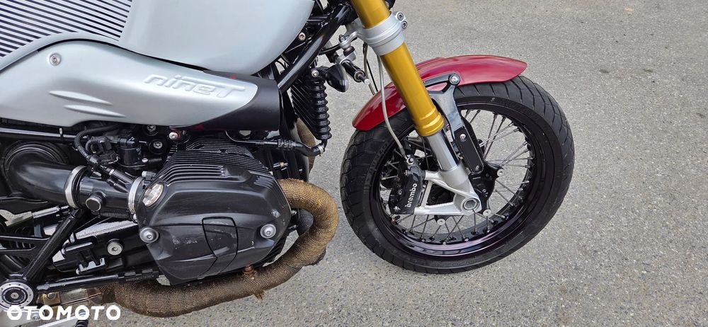 BMW R - 19