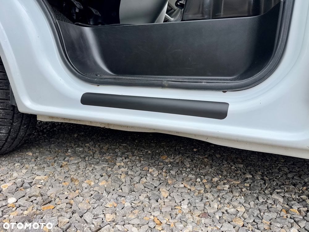 Opel Vivaro - 18