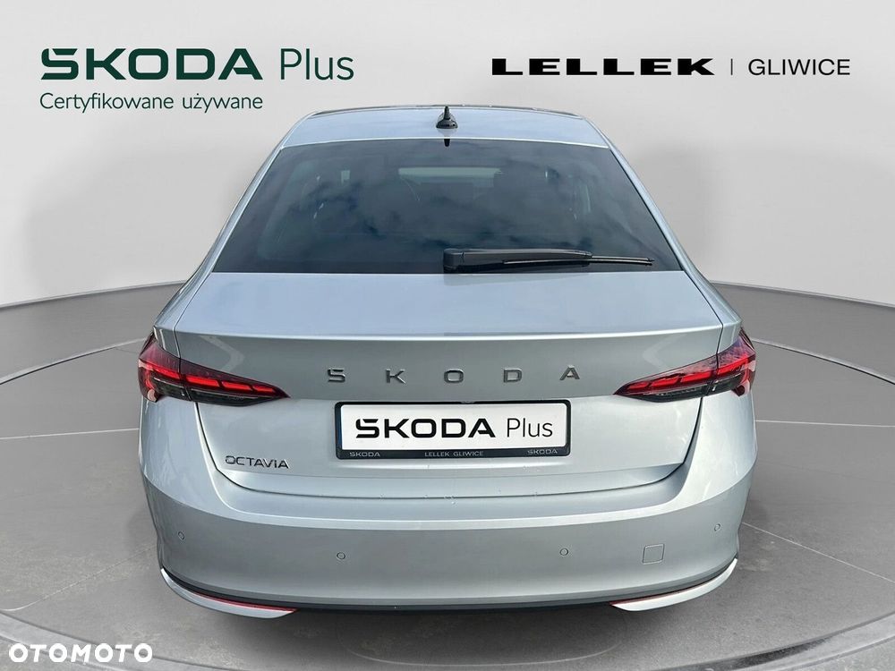 Skoda Octavia - 10