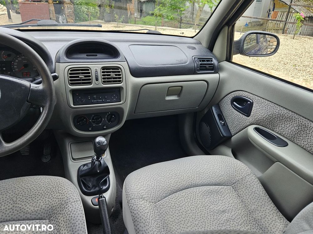 Renault Clio 1.4 Dynamique - 10