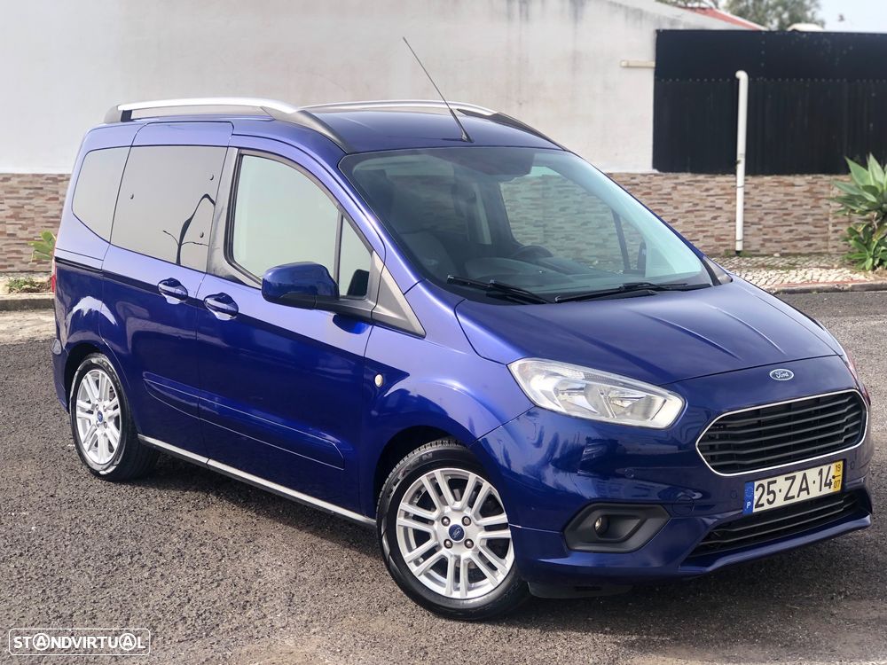 Ford Tourneo Courier 1.0 EcoBoost Titanium - 10