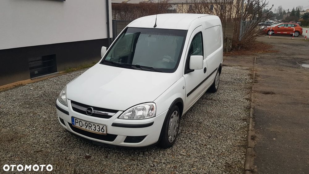 Opel Combo - 1