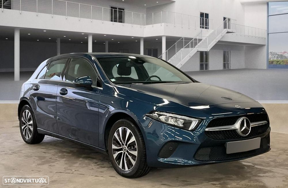 Mercedes-Benz A 250 e Style Plus - 2