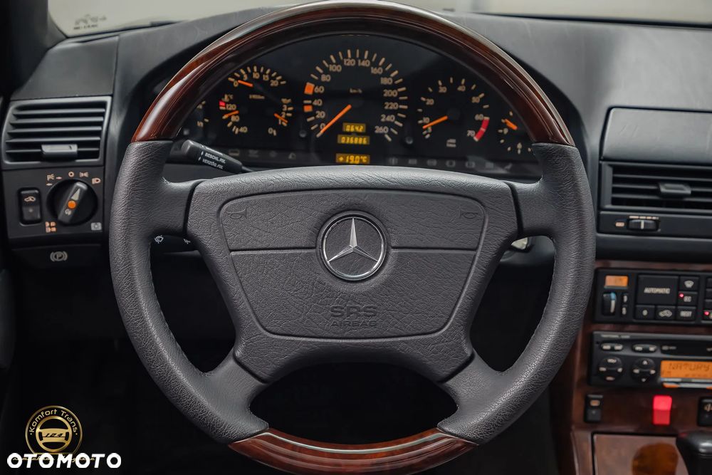 Mercedes-Benz SL 500 - 19