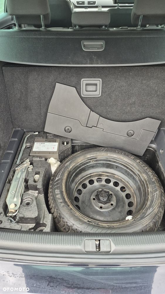 Volkswagen Passat - 8
