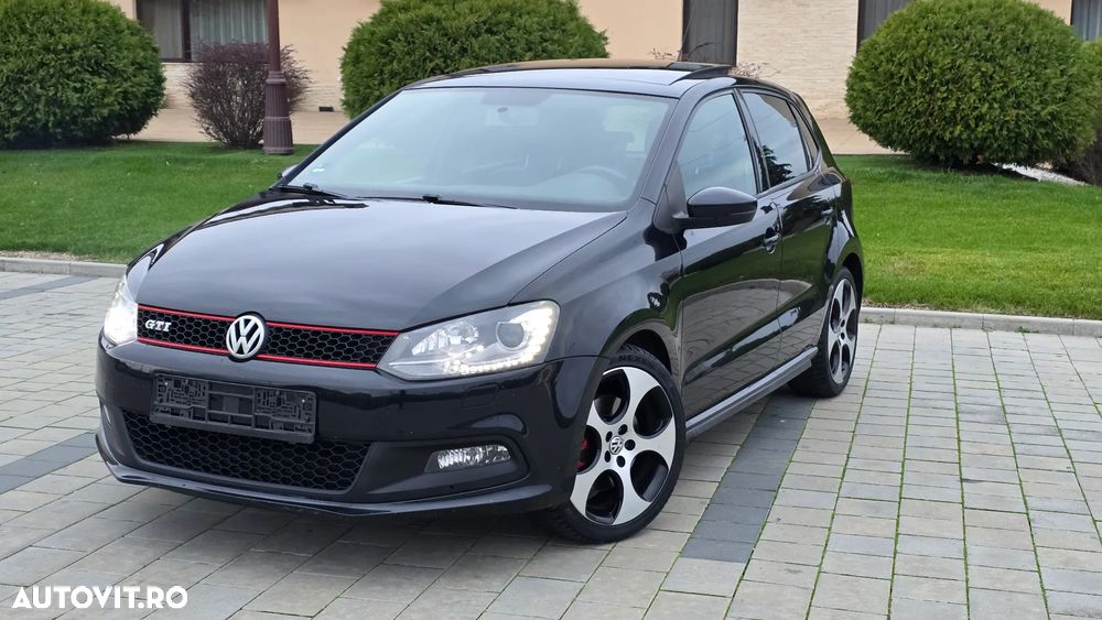 Volkswagen Polo 1.4 DSG GTI - 1