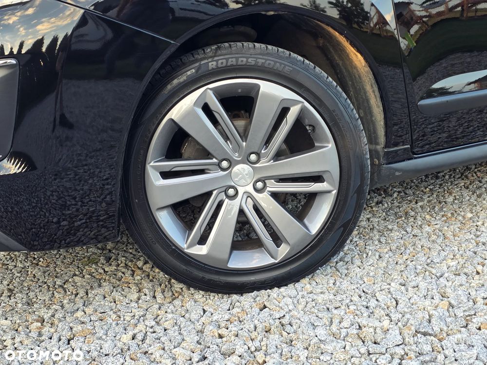 Peugeot 3008 1.6 HDi Style - 12