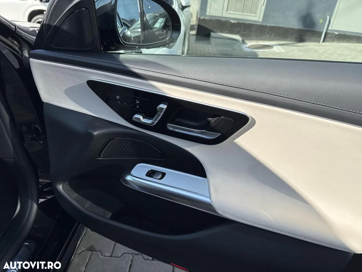 Mercedes-Benz E 300 de 4MATIC Aut. - 17
